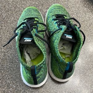 RARE NIKE FLYKNIT CHUKKA.